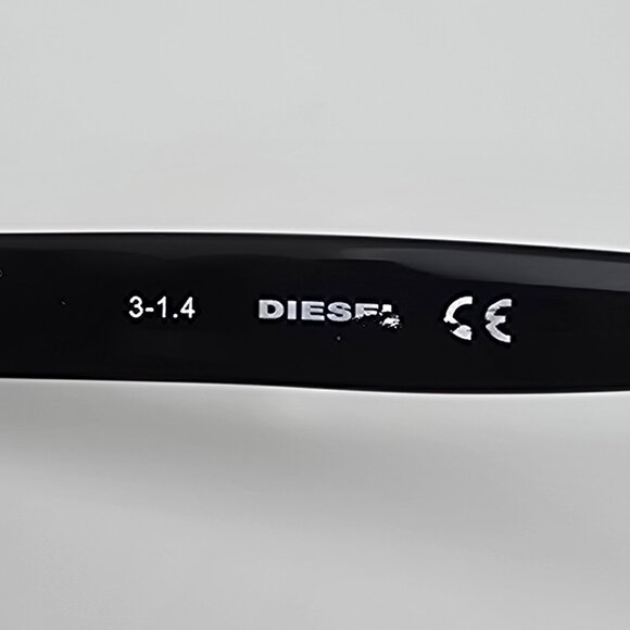 Diesel DL0100 Col.01Q Shiny Black Frame Green Mirror Lens Sunglasses Italy 58mm - Picture 8 of 12